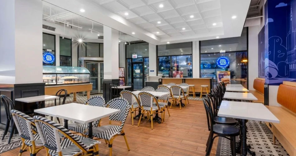 12 Incredible Hotels Near Shedd Aquarium for the Ultimate Chicago Staycation