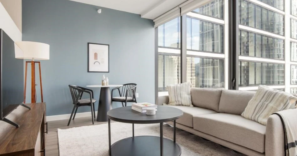 12 Incredible Hotels Near Shedd Aquarium for the Ultimate Chicago Staycation