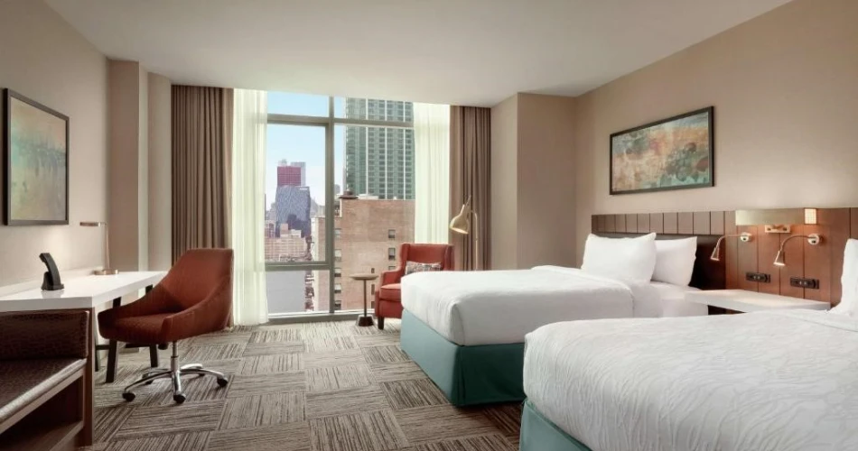 Chicago’s Lakeside Escape: Hotels Near Shedd Aquarium for Every Budget